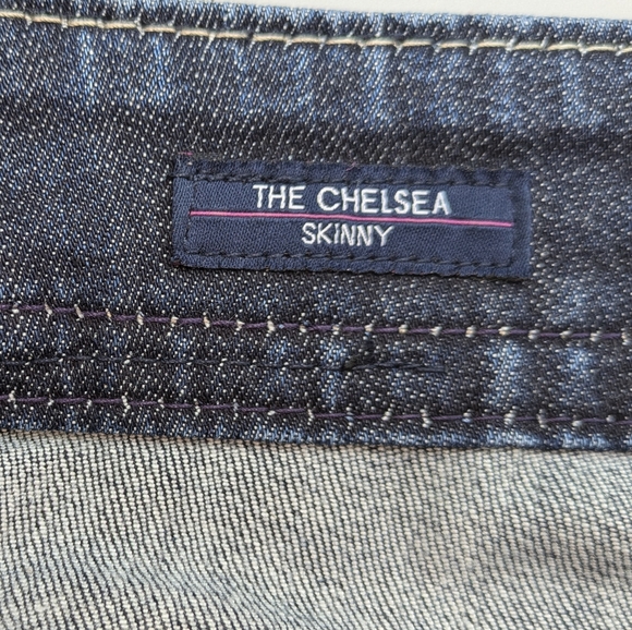 Vigoss Jeans Women's The Chelsea Skinny Distressed Blue Stretch Denim Sz. 11/12 - Picture 7 of 9